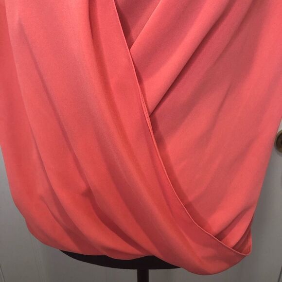 Mossimo sleeveless blouse with tank size small - Picture 3 of 9